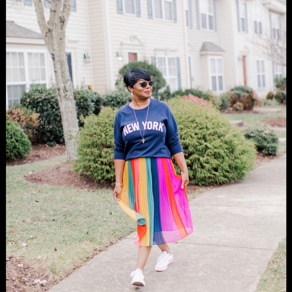 🛍❤️Rainbow Skirt Sz. 00 Avail. NWT 🧡💛💚💙💜 🌈 - Picture 6 of 6